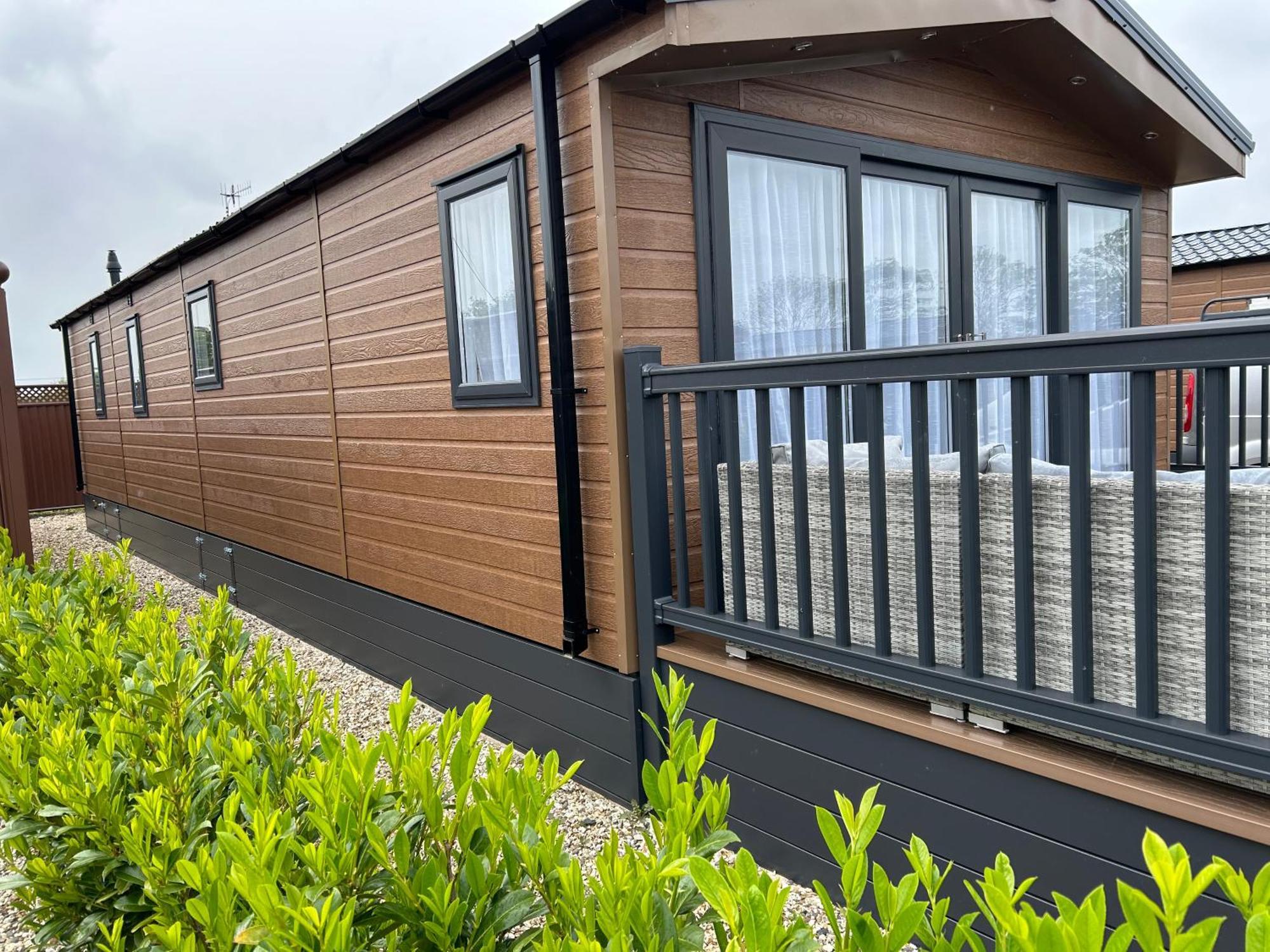 Kingfisher Lodge Long Acre Holiday Park Івшем Екстер'єр фото