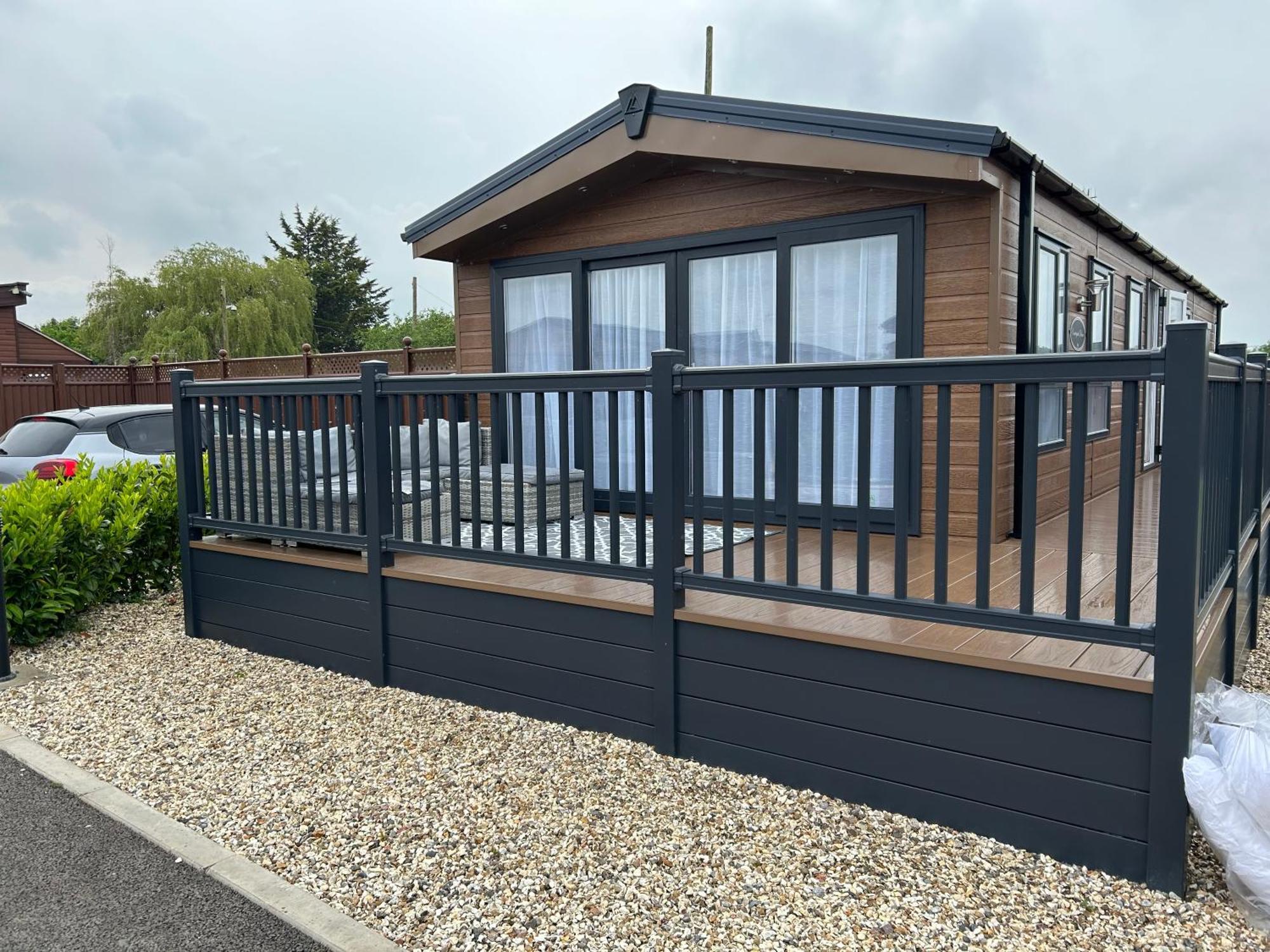 Kingfisher Lodge Long Acre Holiday Park Івшем Екстер'єр фото